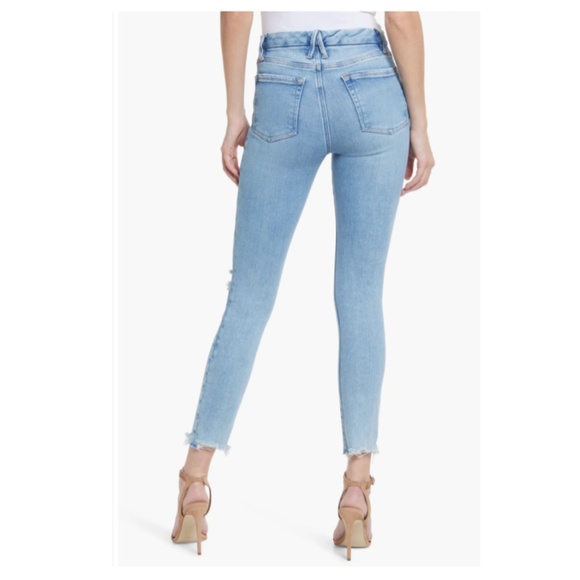 GOOD AMERICAN Good Legs Chewed Hem Skinny Jeans 00/24 - Picture 4 of 16
